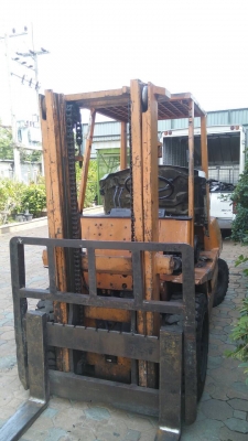 ขายโฟล์คลิฟ Toyotaรุ่น3 เครื่องดีเซล 3ตัน เสา 3เมตร