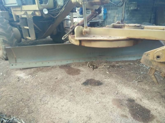 ขาย 1,680,000 CAT 140 G ชีเรียล 72 V 6700 เครื่องดี ระบบบไฮโดรลิค ทำงานสมบูรณ์ เอกสารเล่มทะเบียน รถอยู่  จ.นครพนม โทร&amp;ไอดีไลน์  090-772-3710 090-772-3708