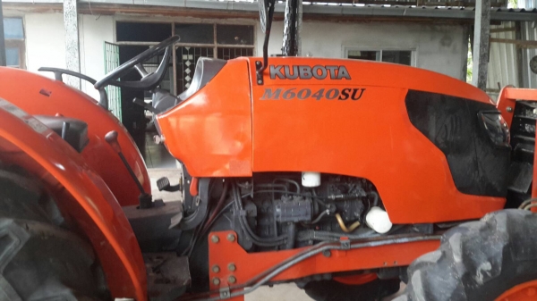 ขายรถไถ Kubota M6040 ปี56