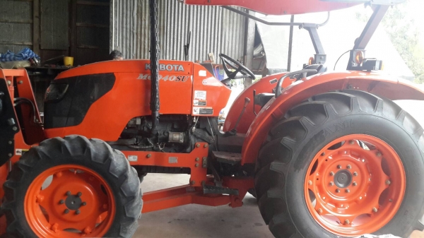 ขายรถไถ Kubota M6040 ปี56