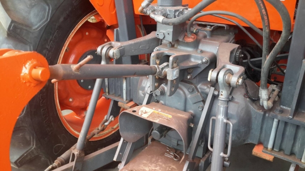 ขายรถไถ Kubota M6040 ปี56