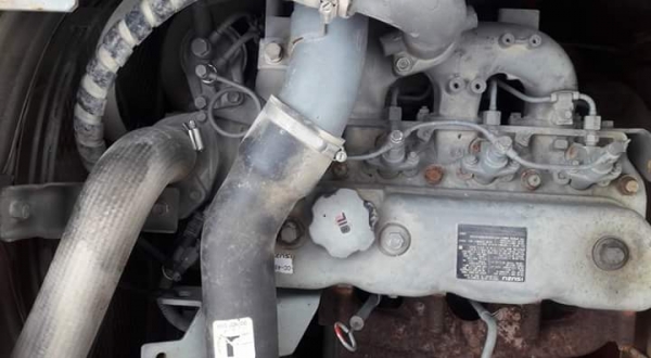 ขายHITACHI ZX135US  เก่าญี่ปุ่นแท้  สภาพสวย...เครื่องปั๊มดี  มีลายแย๊ก...ลองระบบกันได้ทุกวัน...โทร..089-3818694  ดวงนภา