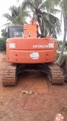 ขายHITACHI ZX135US  เก่าญี่ปุ่นแท้  สภาพสวย...เครื่องปั๊มดี  มีลายแย๊ก...ลองระบบกันได้ทุกวัน...โทร..089-3818694  ดวงนภา