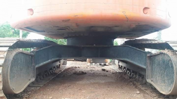 ขายHITACHI ZX135US  เก่าญี่ปุ่นแท้  สภาพสวย...เครื่องปั๊มดี  มีลายแย๊ก...ลองระบบกันได้ทุกวัน...โทร..089-3818694  ดวงนภา