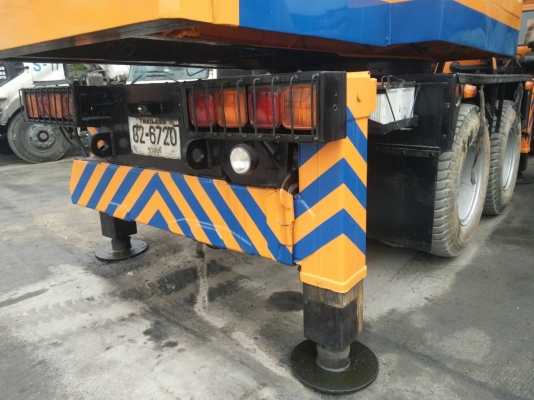 ขายรถเครน Kato NK20B ปั๊ม 2 ตอน เครื่องนิสสัน PE6 มีจิ๊ปพร้อม สภาพพร้อมใช้งาน เล่มทะเบียน