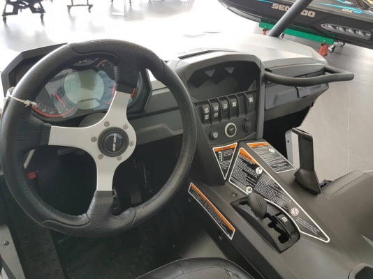 รถ UTV ใหม่แกะกล่อง UTV SSV COMMANDER XT 1000 EFI รถ UTV ใหม่แกะกล่อง UTV SSV COMMANDER XT 1000 EFI