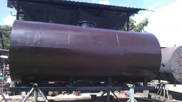 ถังน้ำมัน 13,000 ลิตร สภาพดี จากร้านวินิตรครับ / ยังมีถังมากมายหลายรายการให้เลือก มาดูที่ร้านได้ครับ ถังน้ำมัน 13,000 ลิตร สภาพดี จากร้านวินิตรครับ / ยังมีถังมากมายหลายรายการให้เลือก มาดูที่ร้านได้ครับ