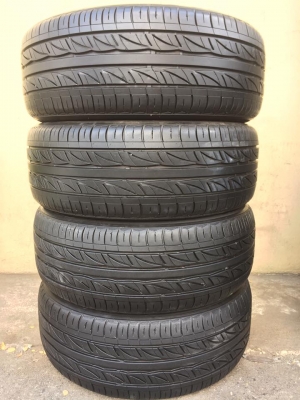 ขายยาง FIRESTONE F01 215-55-17 ปี15 ดอกหนาจัด ไม่มีตำหนิ ชุดละ 5,500 บาท