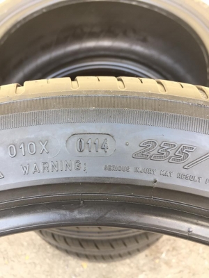 ขายยาง MICHELIN PILOT SPORT3 235-45-18 ปี14 ดอกเต็ม ไม่มีปะ ไม่มีตำหนิ ชุดละ 6,900 บาท
