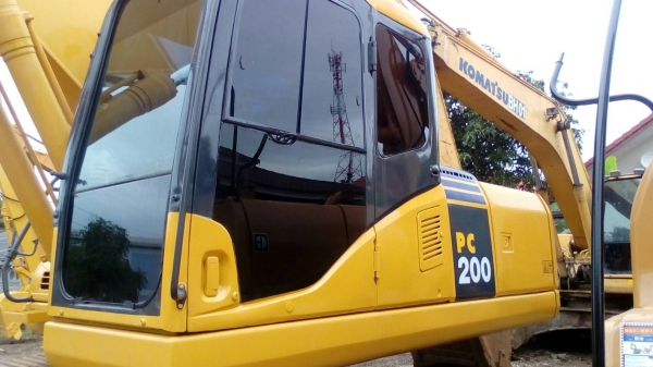 PC200-7 ปี2010 รถทำงานมา14xxx...เอกสารเล่มทะเบียน รถเก็บสี สวย.. PC200-7 ปี2010 รถทำงานมา14xxx...เอกสารเล่มทะเบียน รถเก็บสี สวย..