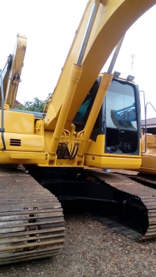 PC200-7 ปี2010 รถทำงานมา14xxx...เอกสารเล่มทะเบียน รถเก็บสี สวย.. PC200-7 ปี2010 รถทำงานมา14xxx...เอกสารเล่มทะเบียน รถเก็บสี สวย..