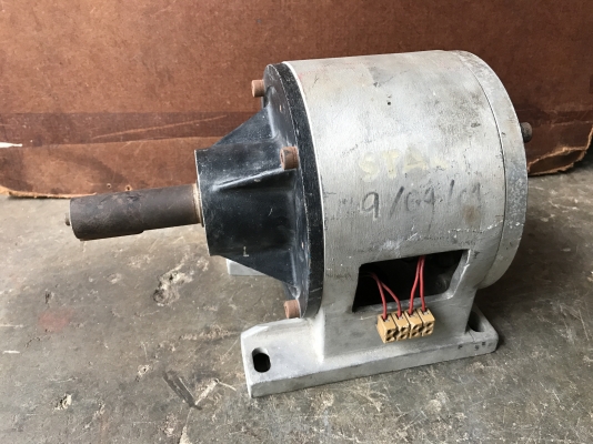 ขายหัวเพลาหน้าคลัช ใช้ไฟ 24VDC made in Japan สภาพสวย