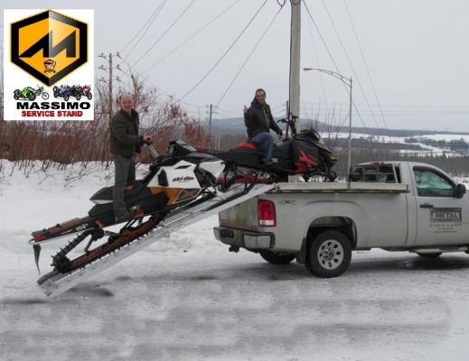 บันไดอลูมิเนียมสำหรับนำมอเตอร์ไซค์ขึ้นรถกระบะเพื่อขนย้าย2,500บ.