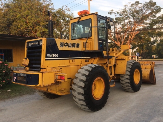 ขายค้าบ !! KOMATSU WA300-1 นำเข้าจากญี่ปุ่น สวยเดิม