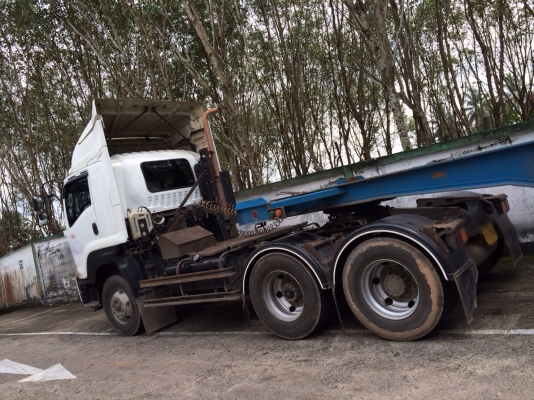 หัวลากมือเดียวออกห้าง.