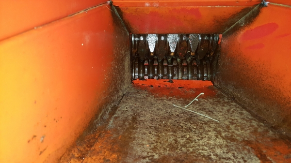 เครื่องสับกิ่งไม้พร้อมใช้งาน 5 แรง 4 จังหวะ ต่อรองได้ขายได้ขาย ราคา 16800 บาท