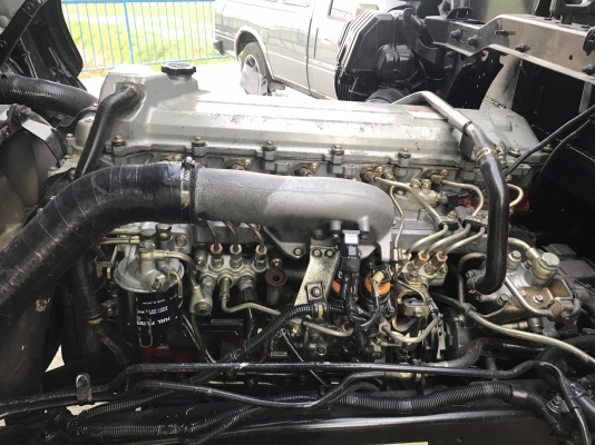HINO FD3J เครื่องยนต์ 220 แรงม้า หัวมีแค็บ กระบะเหล็กข้างปีเนียมต่อใหม่ยาว 6.10 เมตร รถสวยพร้อมใช้งาน