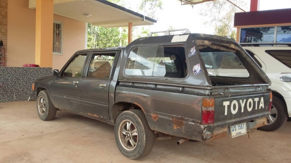 HILUX HERO 4D สด 49000