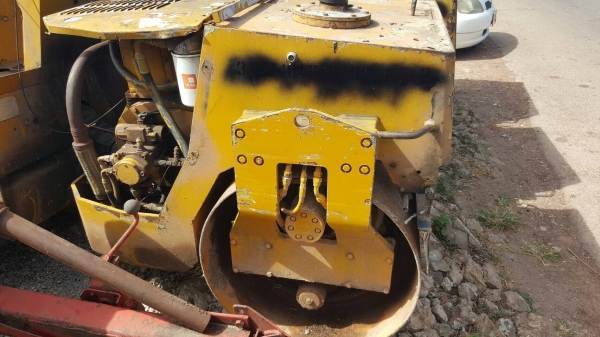 ขาย รถบดสั่นสะเทือนขนาดเล็ก ล้อเหล็กหน้า-หลัง BITELLI เครื่องดอยซ์ 2 สูบ ขายตามสภาพ ให้ไปเช็คเองนะครับ ขาย รถบดสั่นสะเทือนขนาดเล็ก ล้อเหล็กหน้า-หลัง BITELLI เครื่องดอยซ์ 2 สูบ ขายตามสภาพ ให้ไปเช็คเองนะครับ