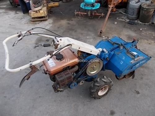 ราคาพิเศษ 13,500 บาทรถพรวนดินเดินตาม OREC   AR-55VAX รหัสสินค้า 80803091 ติดต่อ 081-8283376  www.nihonmono.com