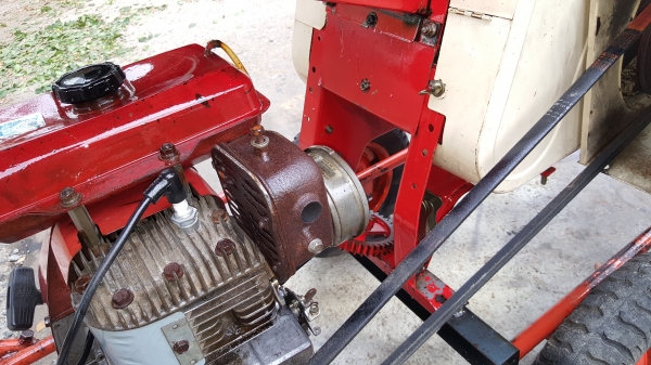 เครื่องสับกิ่งไม้ พร้อมใช้ ต่อรองได้ขายได้ขาย ราคา 16800 บาท