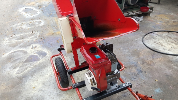 เครื่องสับกิ่งไม้ พร้อมใช้ ต่อรองได้ขายได้ขาย ราคา 16800 บาท