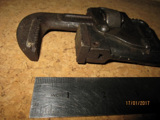 ประแจคอม้ายี่ห้อ T.S.C. ของ U.S.A.รุ่นโบราณ  อายุุ 60-70 ปี