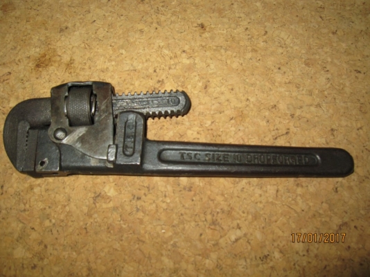 ประแจคอม้ายี่ห้อ T.S.C. ของ U.S.A.รุ่นโบราณ  อายุุ 60-70 ปี