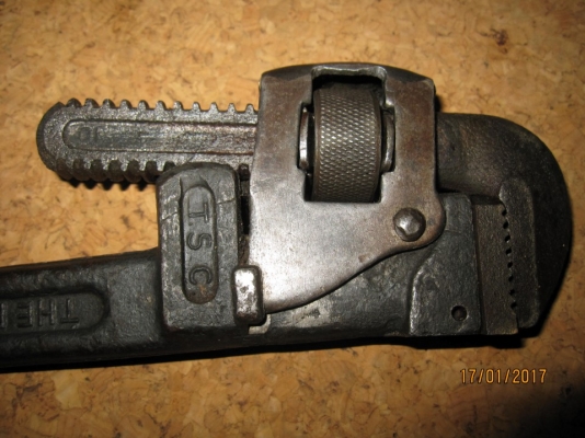 ประแจคอม้ายี่ห้อ T.S.C. ของ U.S.A.รุ่นโบราณ  อายุุ 60-70 ปี