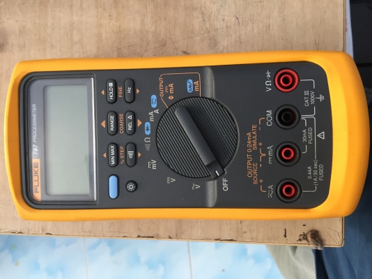 ขาย มิเตอร์ FLUKE 787 มือสองราคาถุกๆ ครับ ขาย มิเตอร์ FLUKE 787 มือสองราคาถุกๆ ครับ