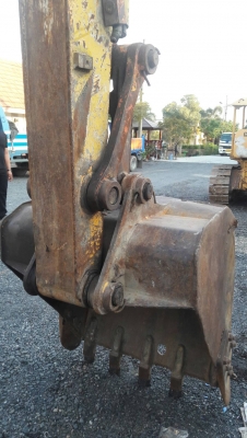 ขายรถแบคโฮล้อยาง KOBELCO SK04 WS พร้อมบุ้งกี๋กับหัวกระแทก พร้อมใช้งาน ราคา 550000