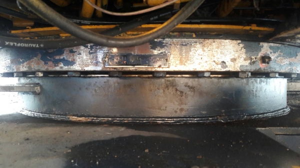 ขายรถแบคโฮล้อยาง KOBELCO SK04 WS พร้อมบุ้งกี๋กับหัวกระแทก พร้อมใช้งาน ราคา 550000