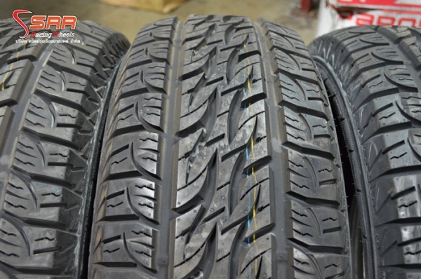 KUMHO AT KL63 265/70R17 เส้นละ 1,950 บาท KUMHO AT KL63 265/70R17 เส้นละ 1,950 บาท