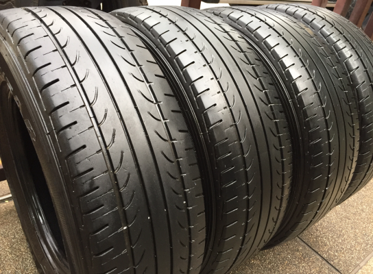 ยาง Goodyear 215 70 15 ปี16 ดอกเยอะ ไม่มีปะ ราคาไม่แพง ยาง Goodyear 215 70 15 ปี16 ดอกเยอะ ไม่มีปะ ราคาไม่แพง
