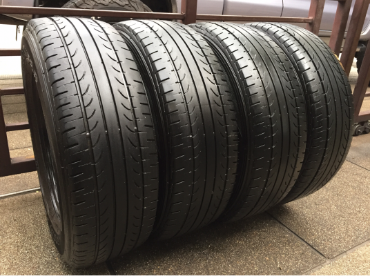 ยาง Goodyear 215 70 15 ปี16 ดอกเยอะ ไม่มีปะ ราคาไม่แพง ยาง Goodyear 215 70 15 ปี16 ดอกเยอะ ไม่มีปะ ราคาไม่แพง