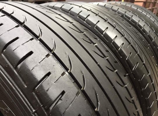 ยาง Goodyear 215 70 15 ปี16 ดอกเยอะ ไม่มีปะ ราคาไม่แพง ยาง Goodyear 215 70 15 ปี16 ดอกเยอะ ไม่มีปะ ราคาไม่แพง