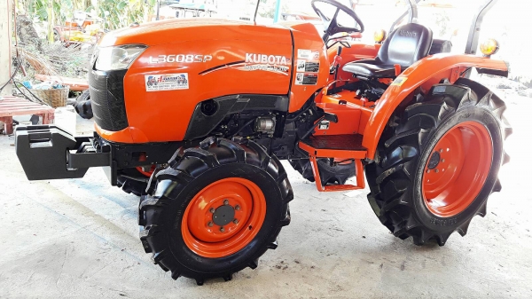 ขายรถไถคูโบต้า  KUBOTA   L 3608SP พร้อม ผาน 6X22