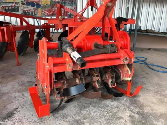 คูโบต้า B214O 4 WD พร้อมโครงกันอ้อย เดิมๆโรงงาน ทำงาน 287 ชั่วโมง