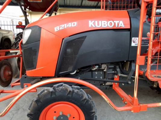 คูโบต้า B214O 4 WD พร้อมโครงกันอ้อย เดิมๆโรงงาน ทำงาน 287 ชั่วโมง