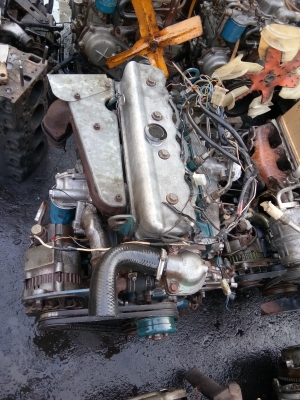 เครื่องยนต์ นิสสัน ED33 เครื่องสวยๆรับประกัน