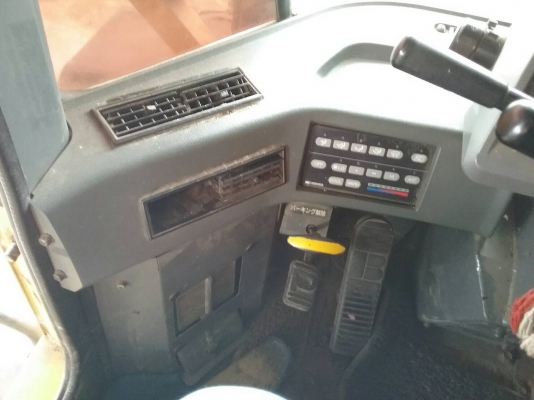 รถตัก KOMATSU WA 100 - 3E , ( รถสวย ) สนใจติดต่อ 081 - 6079515