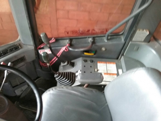 รถตัก KOMATSU WA 100 - 3E , ( รถสวย ) สนใจติดต่อ 081 - 6079515