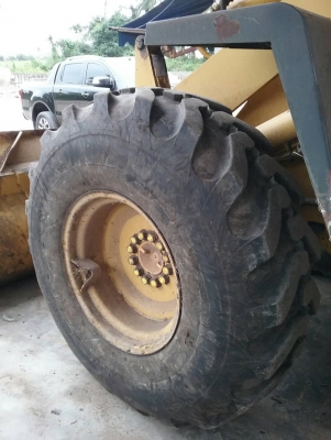 รถตัก KOMATSU WA 100 - 3E , ( รถสวย ) สนใจติดต่อ 081 - 6079515 รถตัก KOMATSU WA 100 - 3E , ( รถสวย ) สนใจติดต่อ 081 - 6079515
