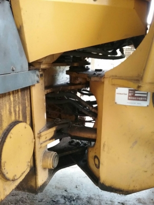 รถตัก KOMATSU WA 100 - 3E , ( รถสวย ) สนใจติดต่อ 081 - 6079515