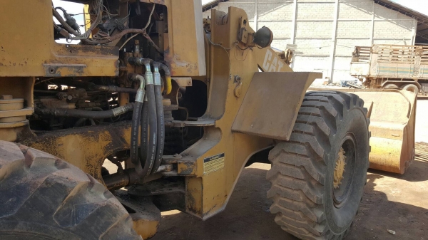 ขาย รถตัก CAT 916 สภาพพร้อมใช้งาน เครื่องดี เกียร์ดี ยางเต็ม ตักขึ้น 10 ล้อได้สบายครับ