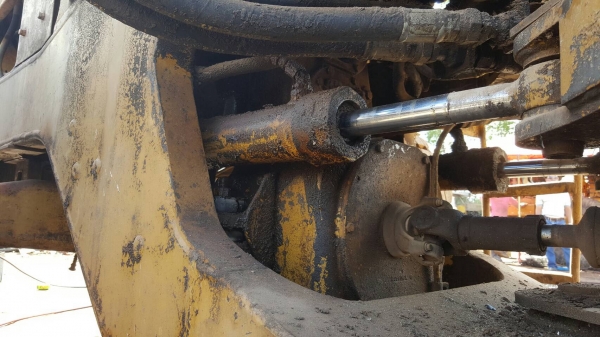 ขาย รถตัก CAT 916 สภาพพร้อมใช้งาน เครื่องดี เกียร์ดี ยางเต็ม ตักขึ้น 10 ล้อได้สบายครับ