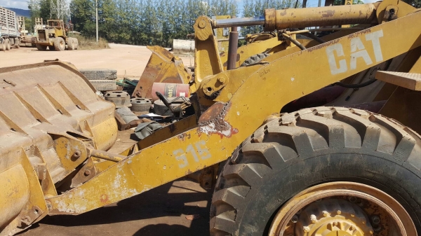 ขาย รถตัก CAT 916 สภาพพร้อมใช้งาน เครื่องดี เกียร์ดี ยางเต็ม ตักขึ้น 10 ล้อได้สบายครับ