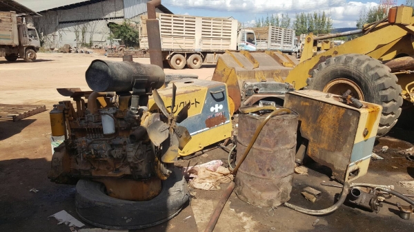 ขายตามสภาพ รถตัก KOMATSU WA300-1 SERIAL 30635 เครื่องและเกียร์มีให้ครบ ให้ไปซ่อมเองนะครับ ราคาคุยกันได้ ขายตามสภาพ รถตัก KOMATSU WA300-1 SERIAL 30635 เครื่องและเกียร์มีให้ครบ ให้ไปซ่อมเองนะครับ ราคาคุยกันได้