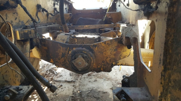 ขายตามสภาพ รถตัก KOMATSU WA300-1 SERIAL 30635 เครื่องและเกียร์มีให้ครบ ให้ไปซ่อมเองนะครับ ราคาคุยกันได้ ขายตามสภาพ รถตัก KOMATSU WA300-1 SERIAL 30635 เครื่องและเกียร์มีให้ครบ ให้ไปซ่อมเองนะครับ ราคาคุยกันได้