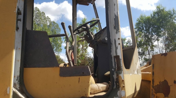 ขายตามสภาพ รถตัก KOMATSU WA300-1 SERIAL 30635 เครื่องและเกียร์มีให้ครบ ให้ไปซ่อมเองนะครับ ราคาคุยกันได้ ขายตามสภาพ รถตัก KOMATSU WA300-1 SERIAL 30635 เครื่องและเกียร์มีให้ครบ ให้ไปซ่อมเองนะครับ ราคาคุยกันได้